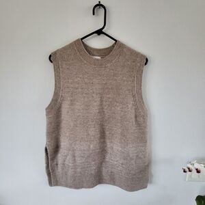 H&M Sweater Vest Womens XS Beige Knit Minimalist Layering Pullover Top